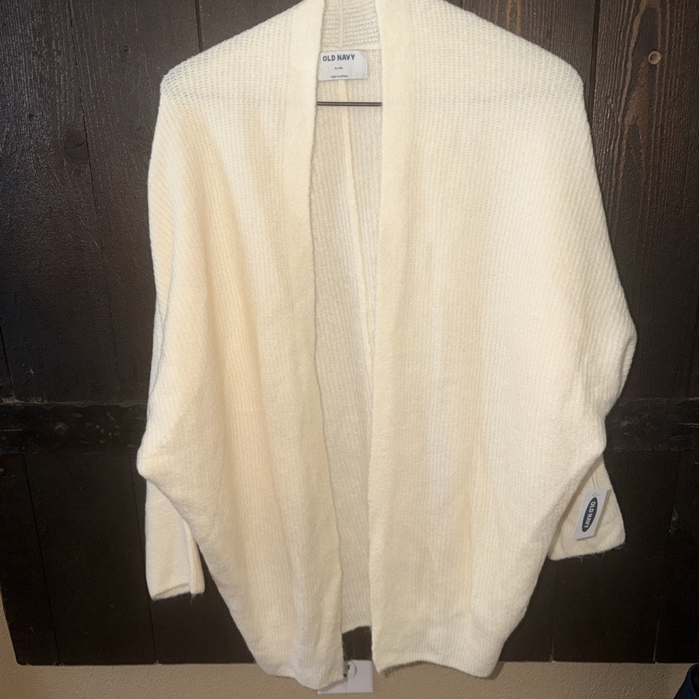 Old Navy Cream Color Cardigan Sweater Girls Size Xl-XXL (women Size Small) NWT